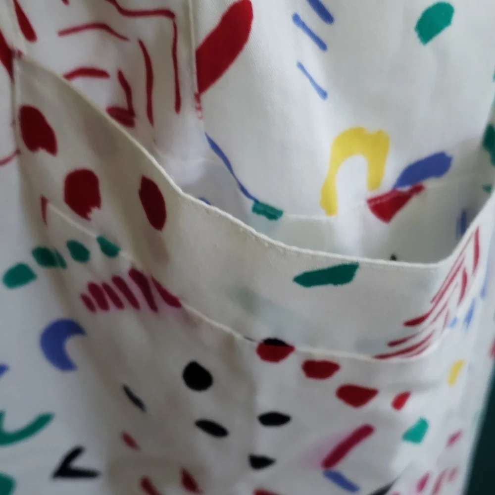 VINTAGE SUNDRESS Geary Roark Kamisoto. Size 10. White with multicolored pattern. - Picture 4 of 13